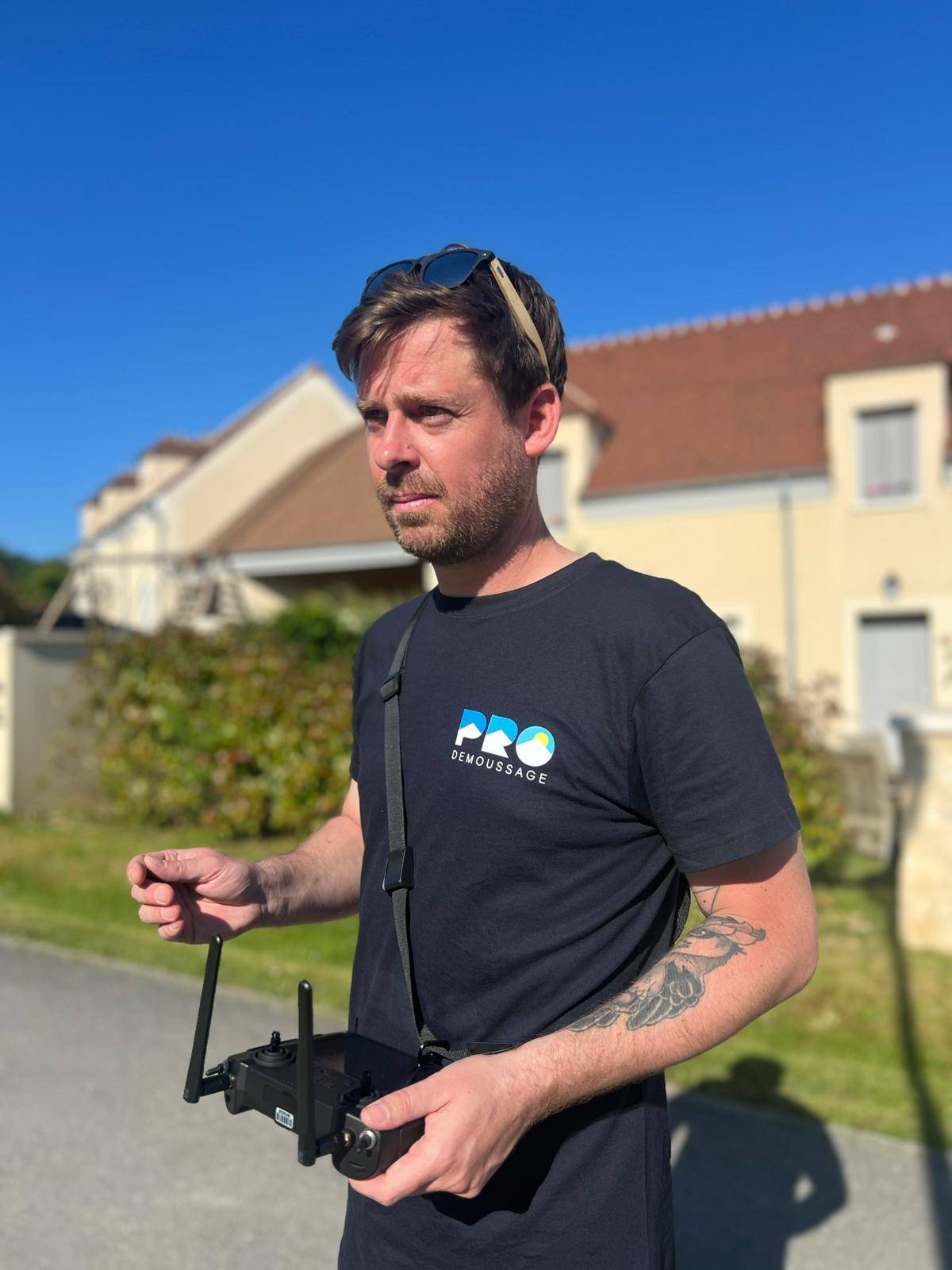 Xavier, expert démoussage toiture Île-de-France